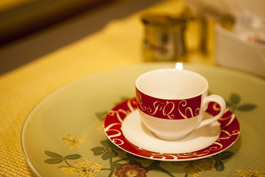 Santa Caterina Hotel Bergamo Bagian luar foto