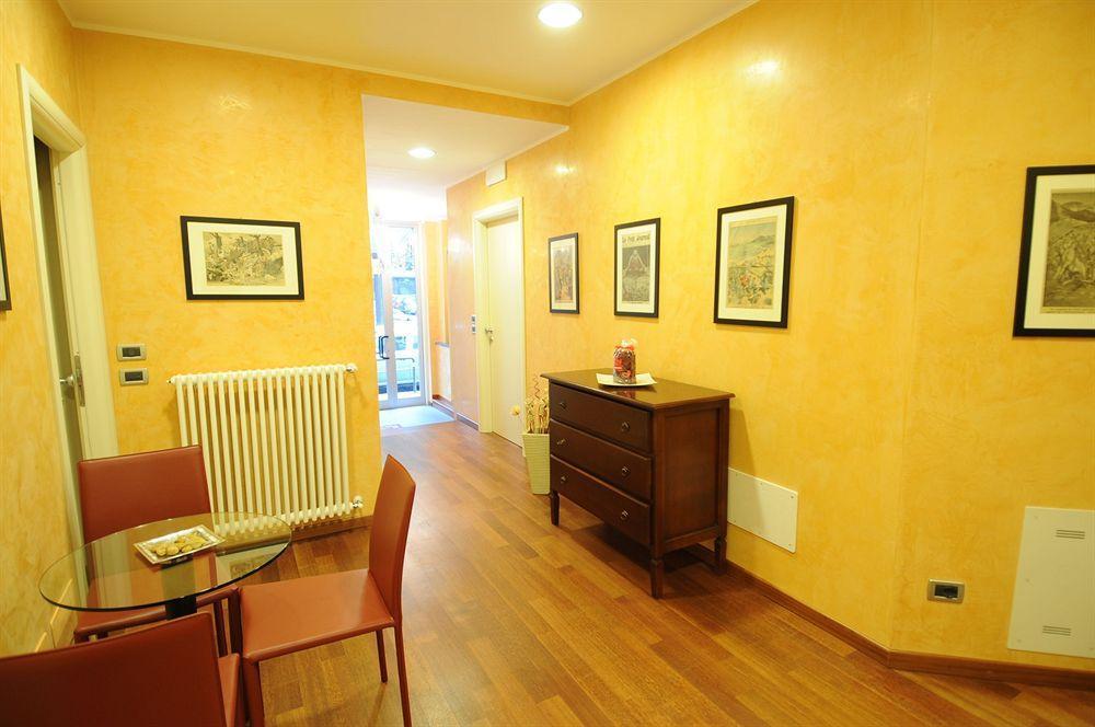Santa Caterina Hotel Bergamo Bagian luar foto