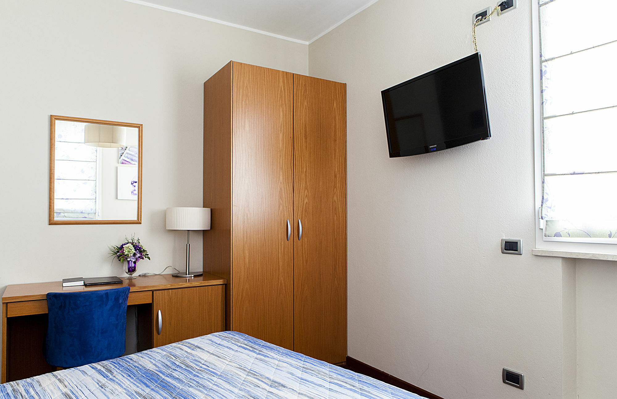 Santa Caterina Hotel Bergamo Bagian luar foto